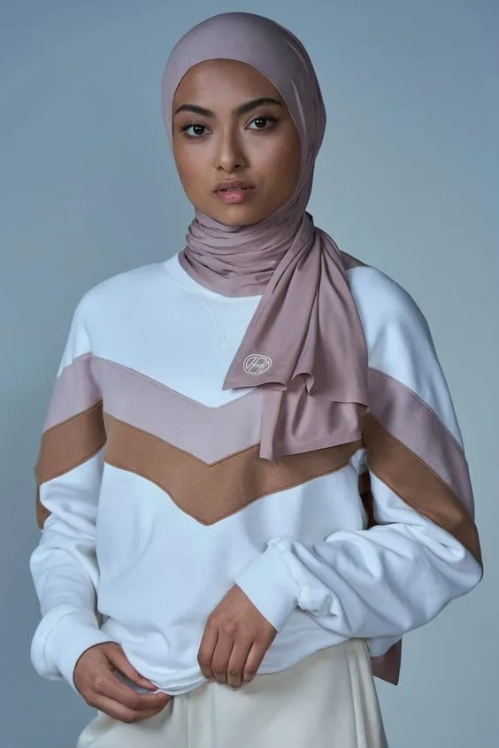 Hijab Sport dan Baju Lengan Panjang