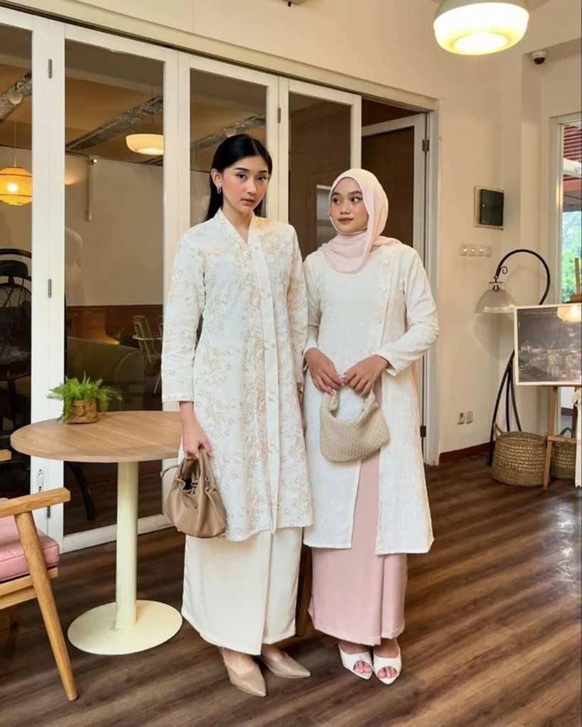 One Set Tunik Embroidery merupakan Model Baju Lebaran 2026