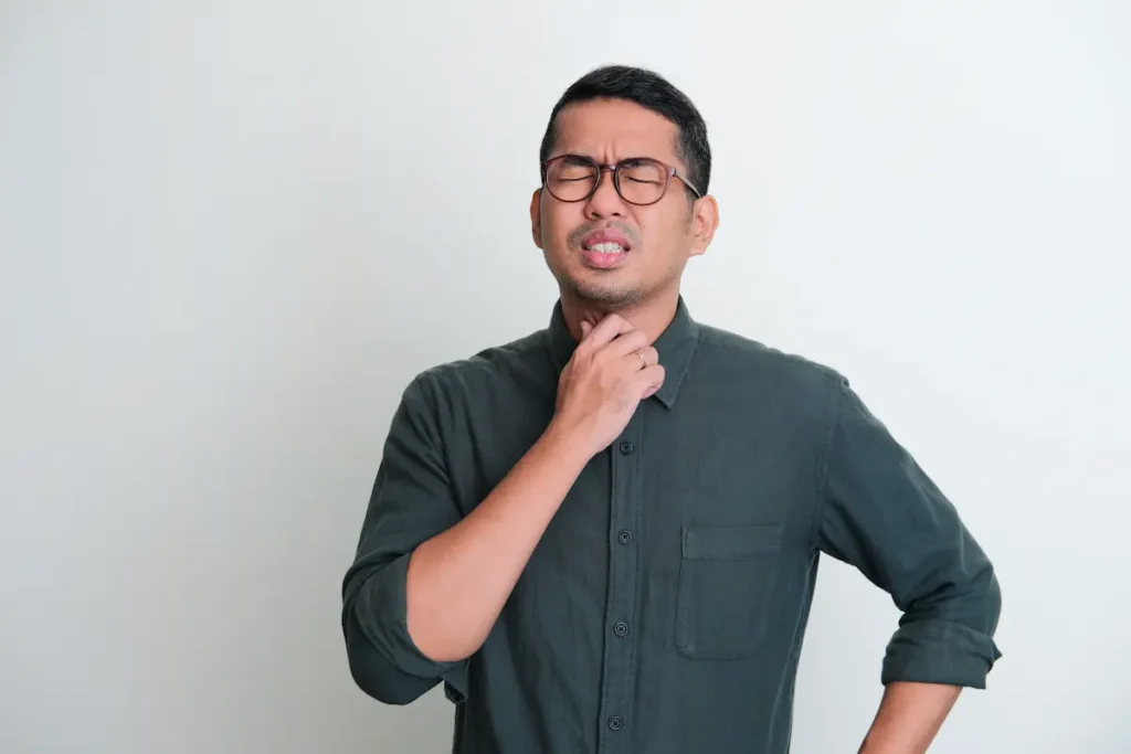 berapa lama duri ikan hancur di tenggorokan