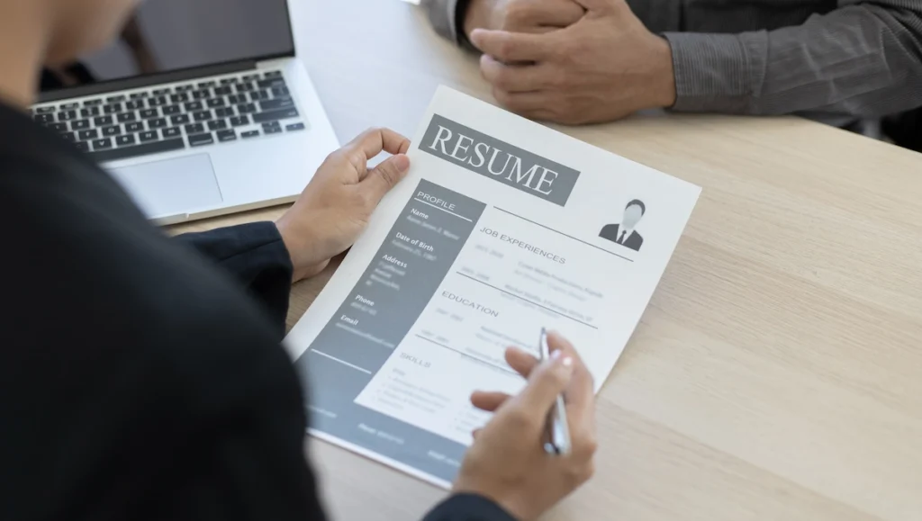 contoh profil cv fresh graduate
