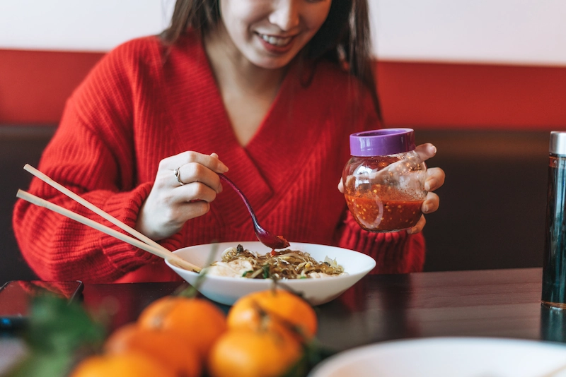 efek terlalu banyak makan pedas bagi wanita