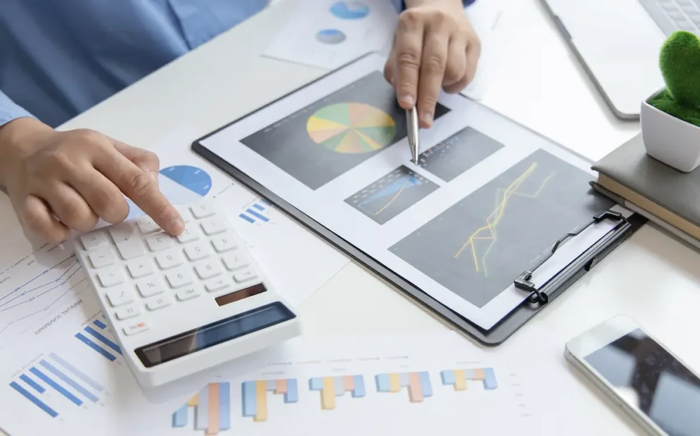 financial reporting adalah