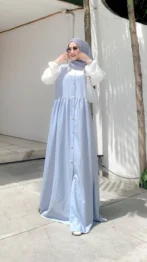 Gamis dengan Aksen Kancing