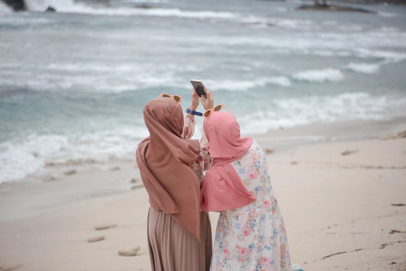 outfit ke pantai hijabers