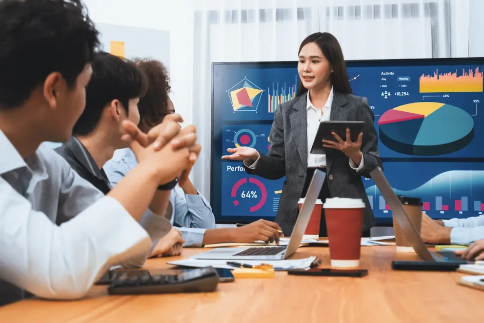 tugas marketing executive